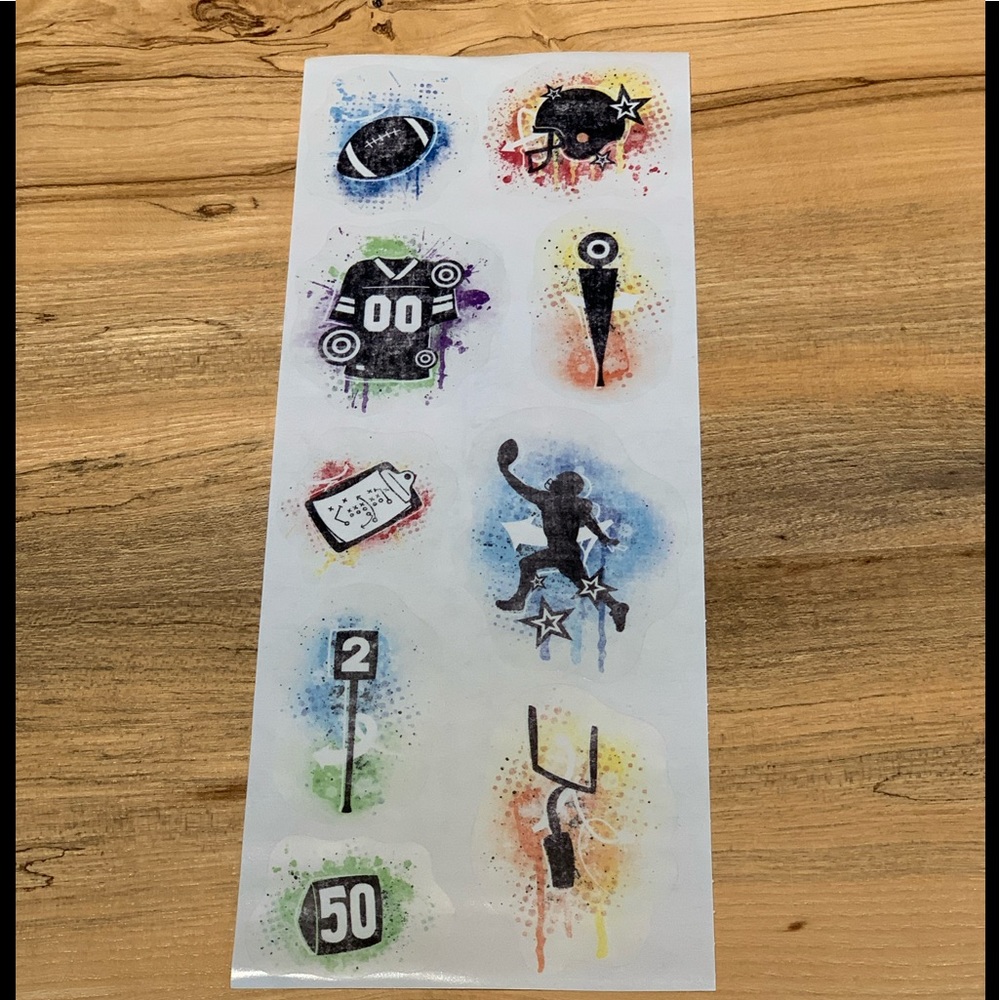 Football Kit Retired - Picture 7 of 9